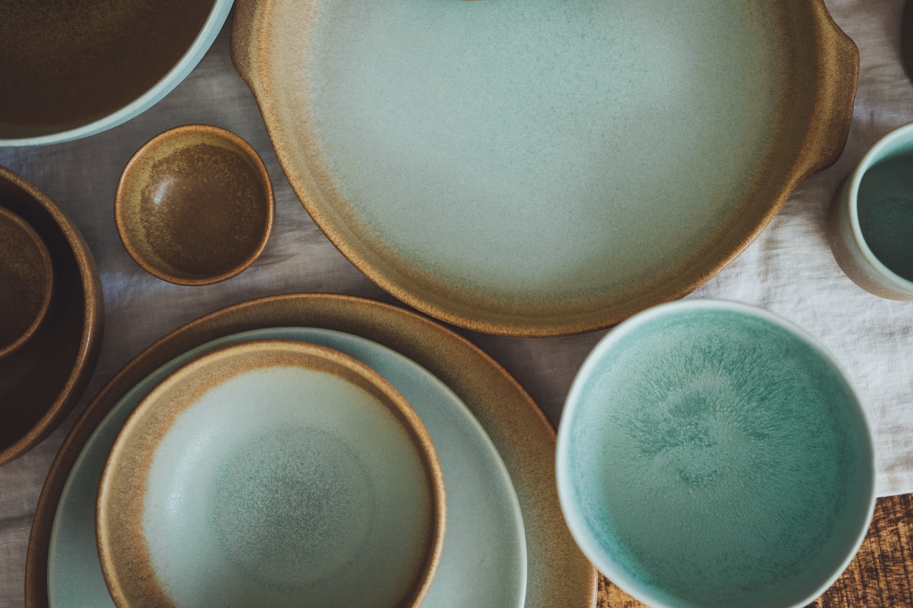 menta sonho Geschirr Kollektion in mint-braun