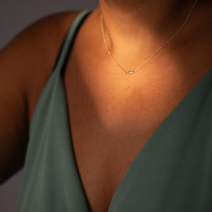Halskette Knot