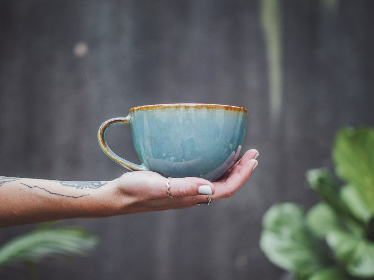 Handgemachte XL-Cappuccino Tasse aus Portugal (Petrol-Blau, 4 dl)